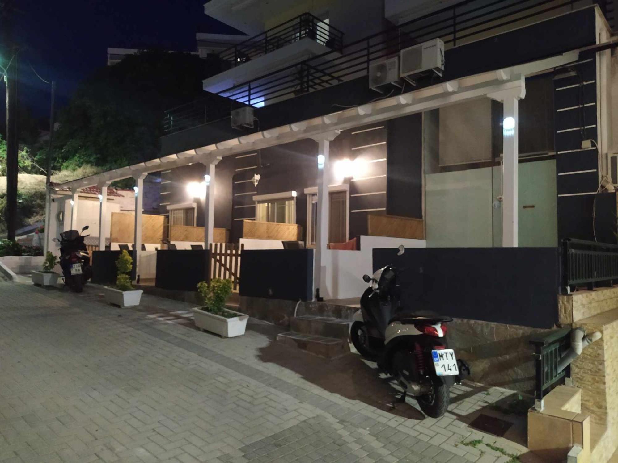 Stratos Family Apartments & Studios Neos Marmaras Ngoại thất bức ảnh